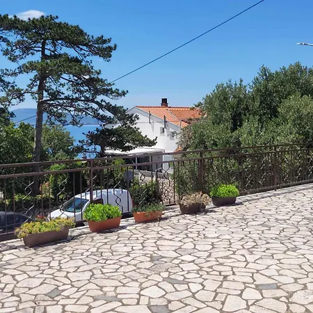 Studio In Novi Vinodolski 15343 Lägenhet Novi Vinodolski