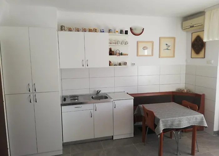 In 15343 Apartament Novi Vinodolski