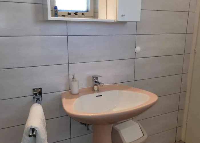 In 15343 Novi Vinodolski